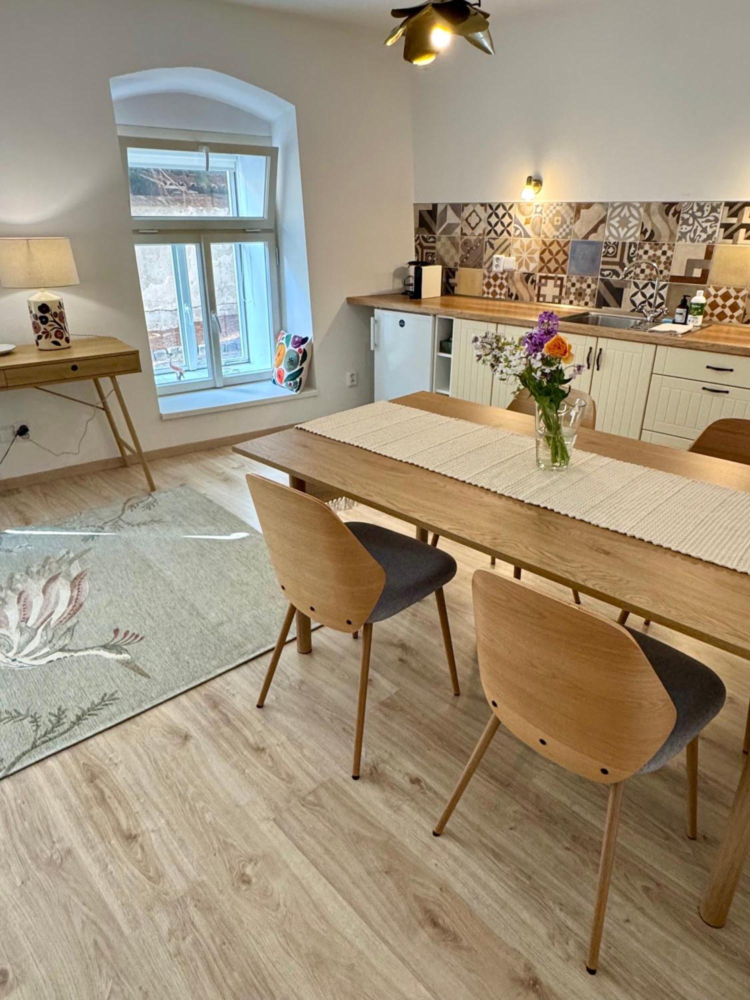 Apartman Na Bidylku - On The Perch Apartment Tabor Bagian luar foto